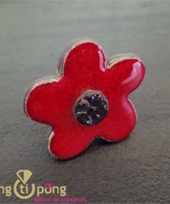 Bague fleur en céramique émaillée rouge et noire C. ALLOING